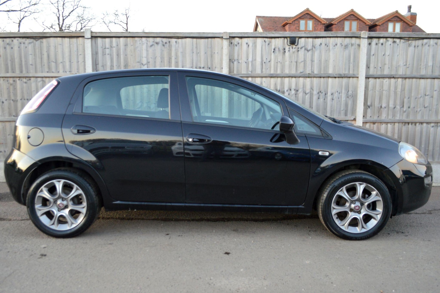 Used Fiat Punto 2015 for sale - 77097537: Photo 22