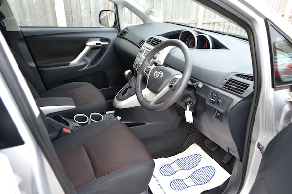Used Toyota Verso 2011 for sale - 74521882: Photo 16