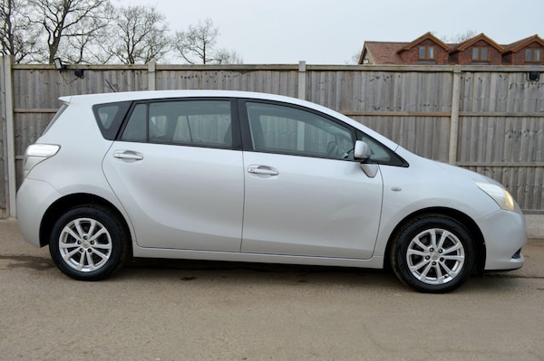 Used Toyota Verso 2011 for sale - 74521882: Photo 19