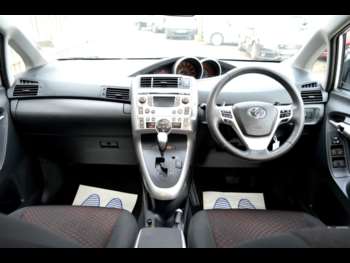 Used Toyota Verso 2011 for sale - 74521882: Photo