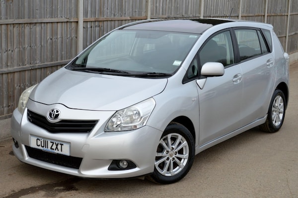 Used Toyota Verso 2011 for sale - 74521882: Photo 3