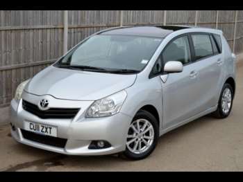 Used Toyota Verso 2011 for sale - 74521882: Photo