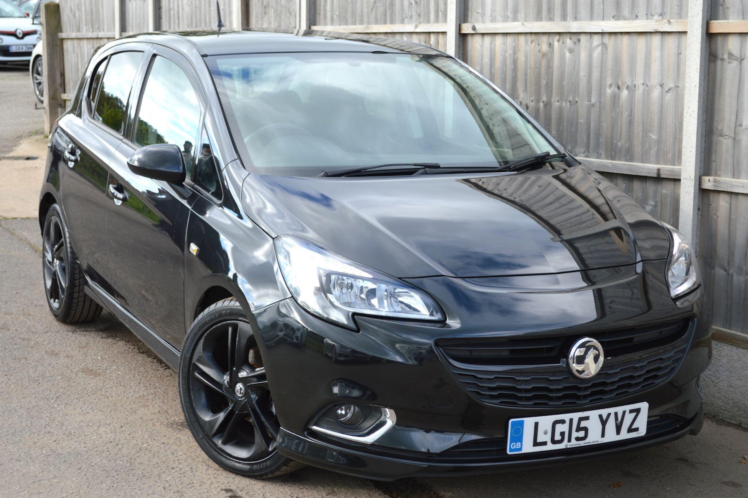 Used Vauxhall Corsa 2015 for sale - 76377429: Photo 1
