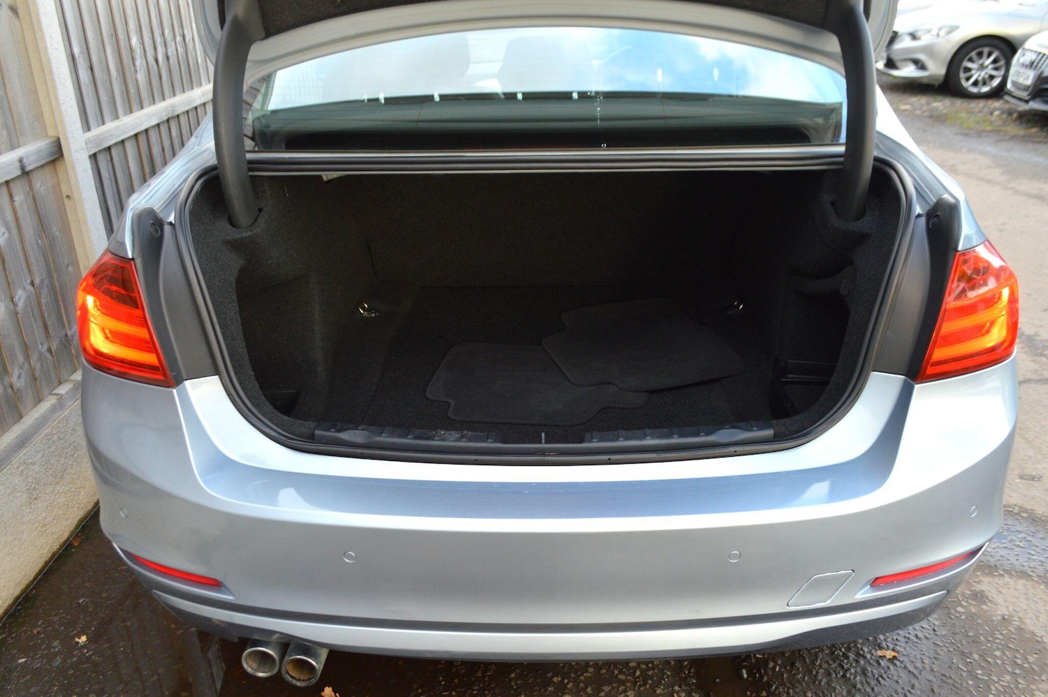 Used BMW 3 Series 2012 for sale - 76742437: Photo 15