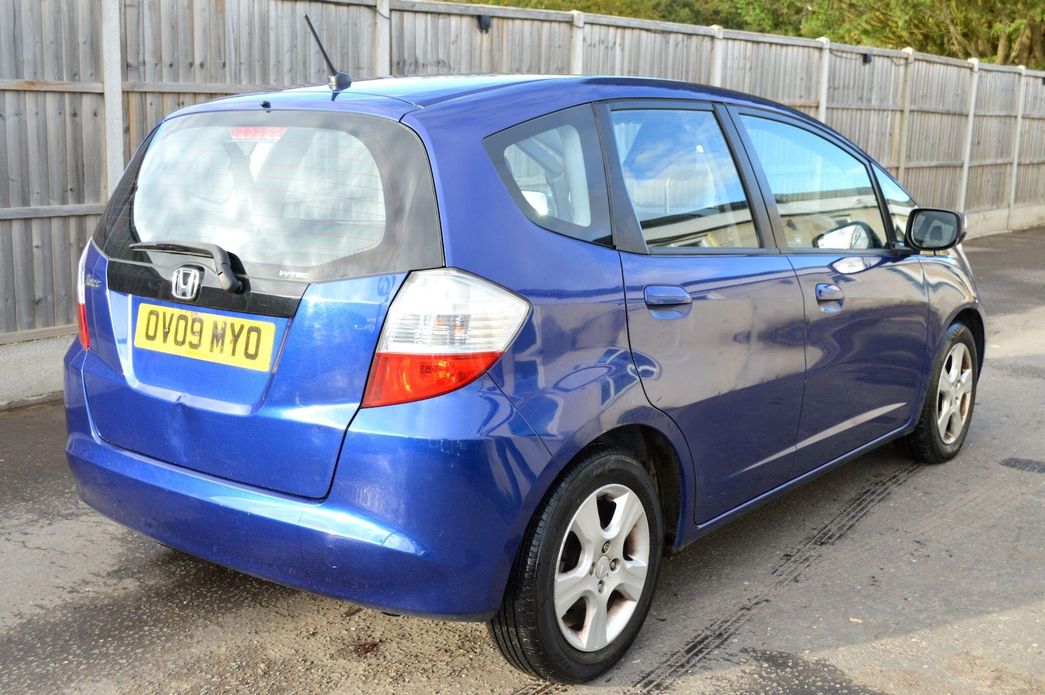 Used Honda Jazz 2009 for sale - 76348925: Photo 16