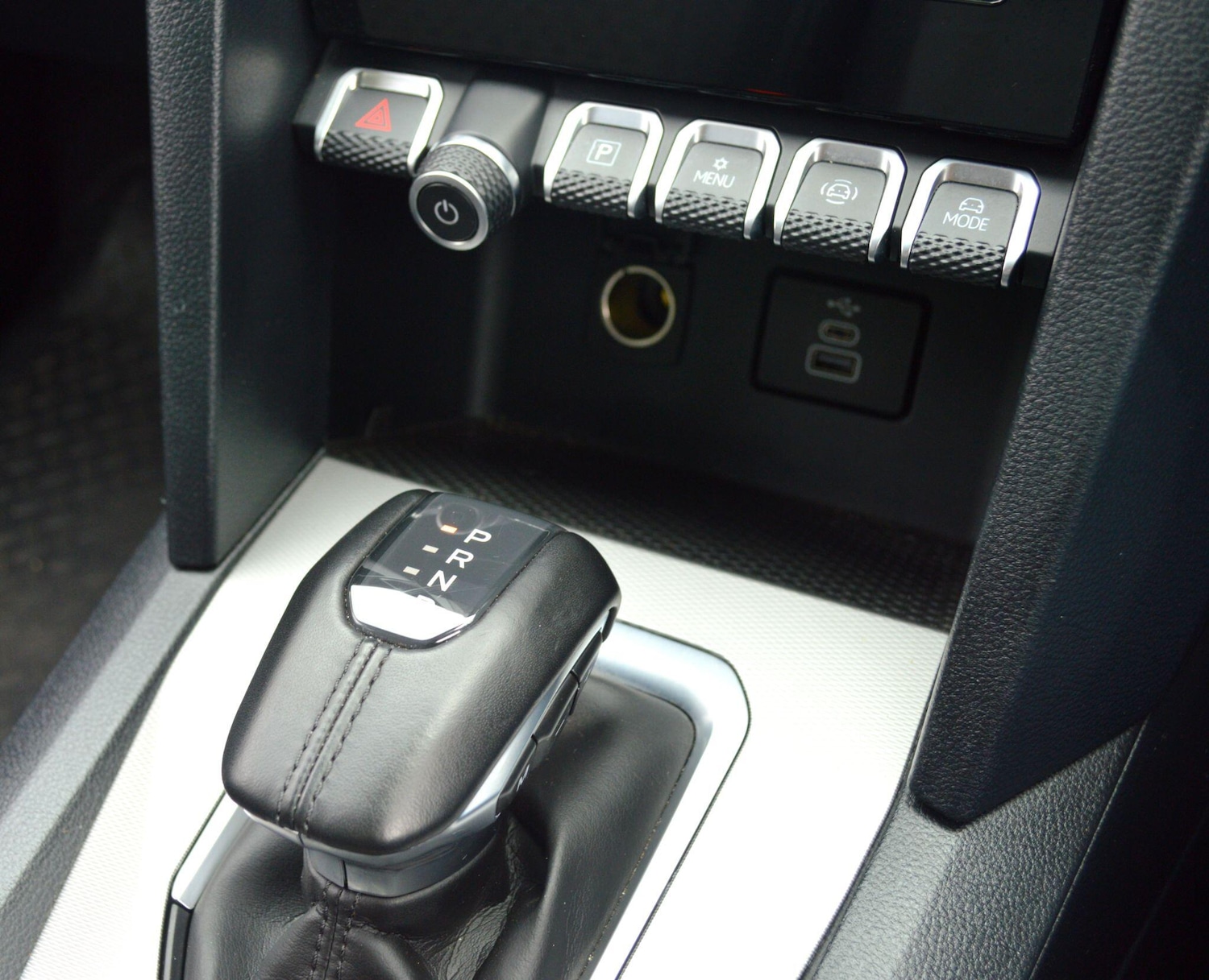 Used Volkswagen Amarok for sale - 78214306: Photo 12