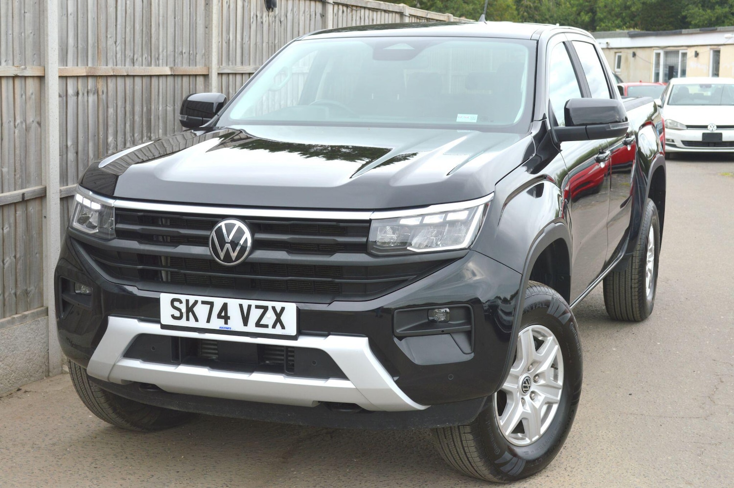 Used Volkswagen Amarok for sale - 78214306: Photo 3
