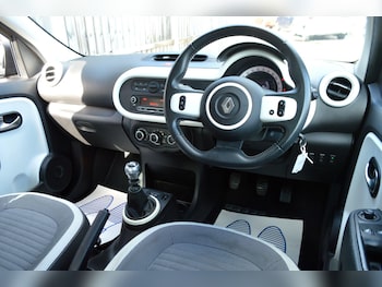 Used Renault Twingo 2015 for sale - 75978452: Photo
