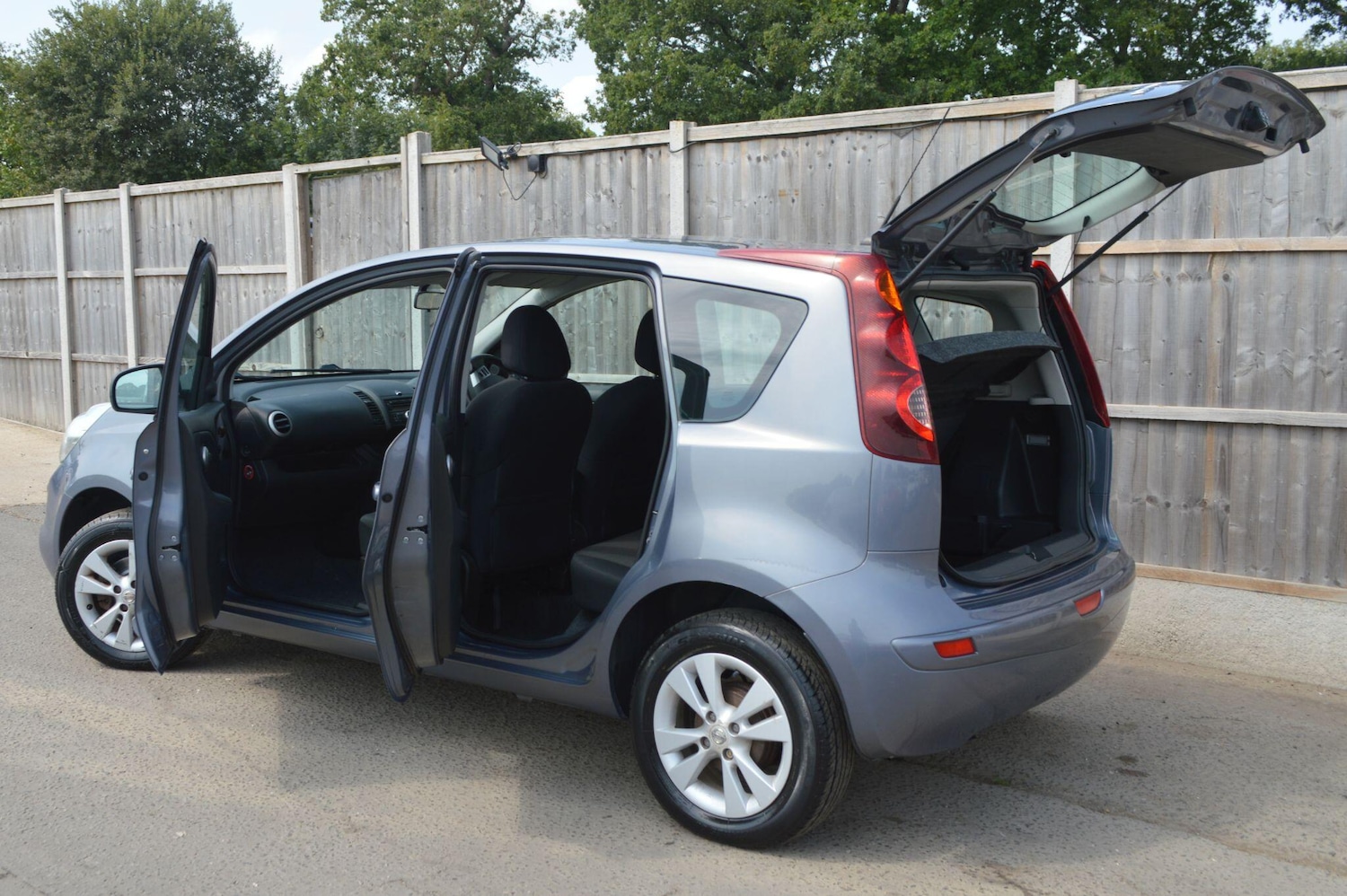 Used Nissan Note 2010 for sale - 76952428: Photo 14