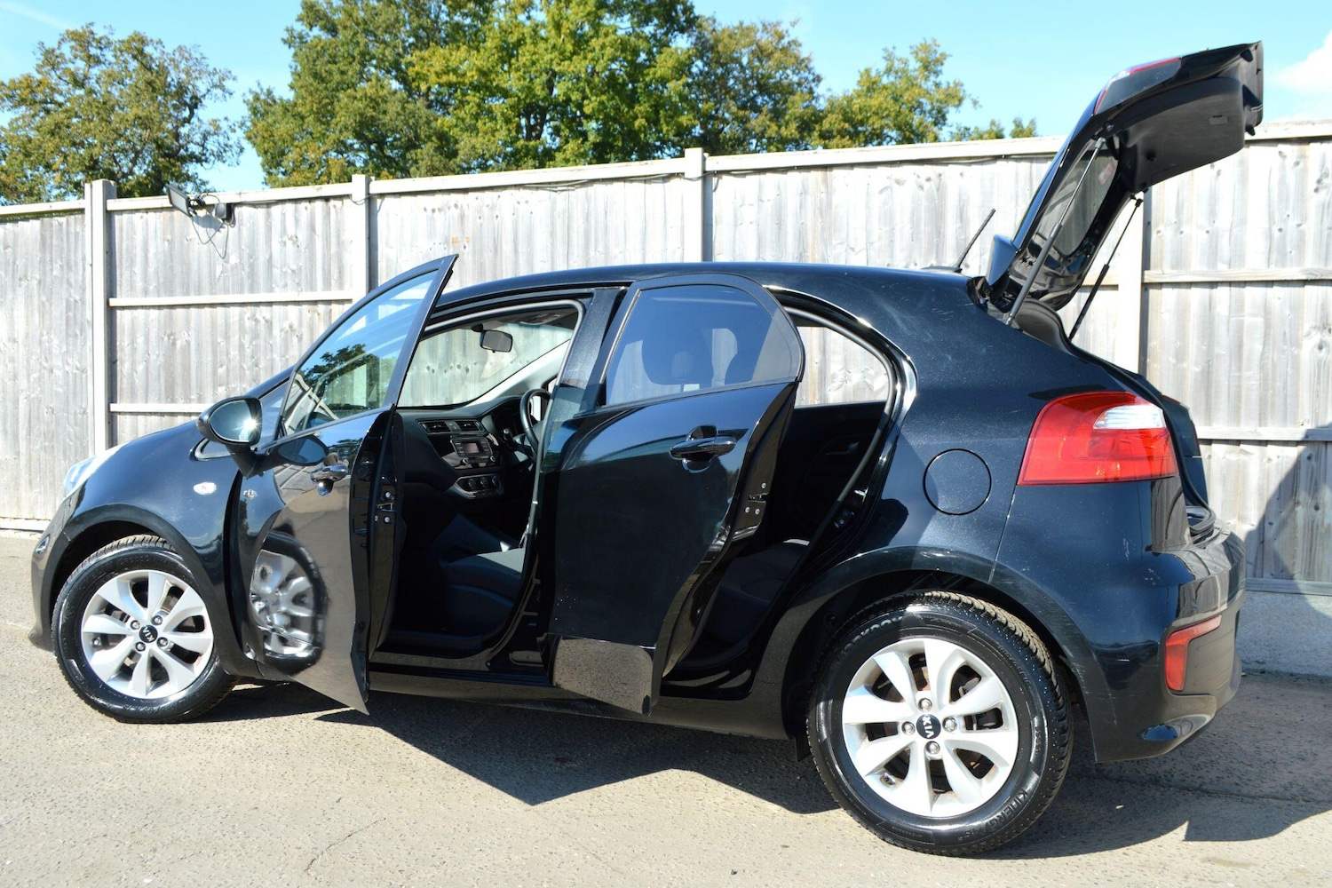 Used Kia Rio 2015 for sale - 76498917: Photo 12