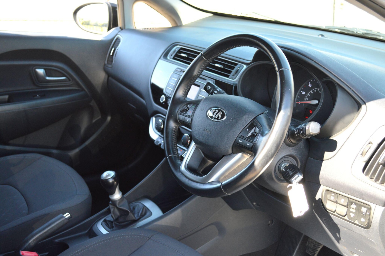 Used Kia Rio 2015 for sale - 76498917: Photo 16