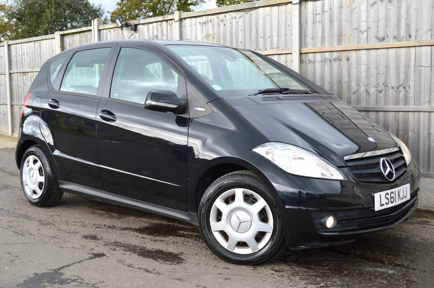 Used Mercedes-Benz A-Class 2011 for sale - 76989445: Photo 14