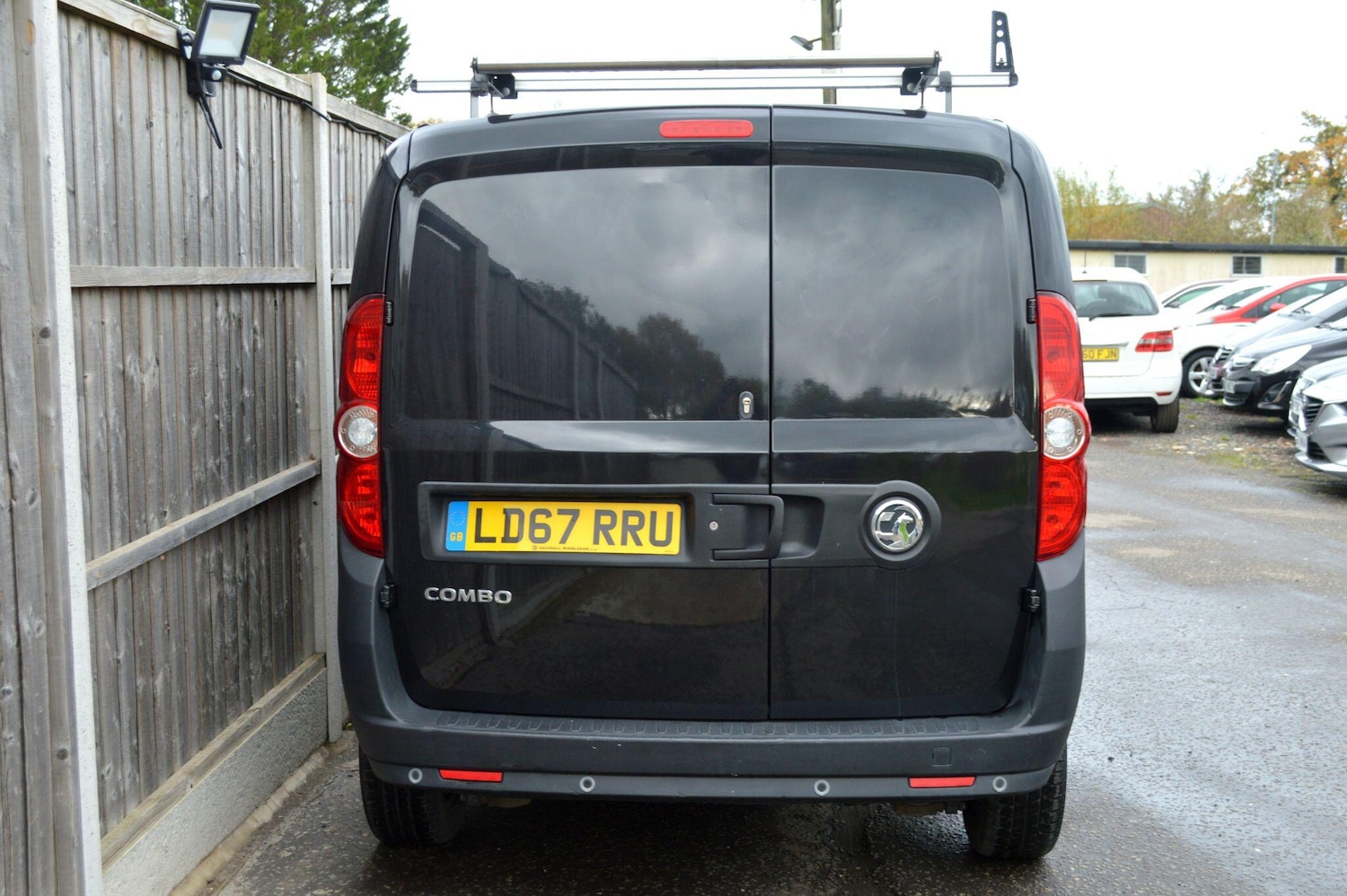 Used Vauxhall Combo 2017 for sale - 76498532: Photo 11