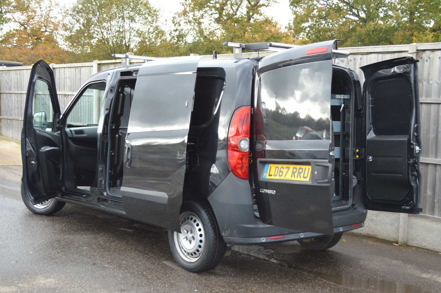 Used Vauxhall Combo 2017 for sale - 76498532: Photo 12