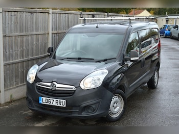 Used Vauxhall Combo 2017 for sale - 76498532: Photo