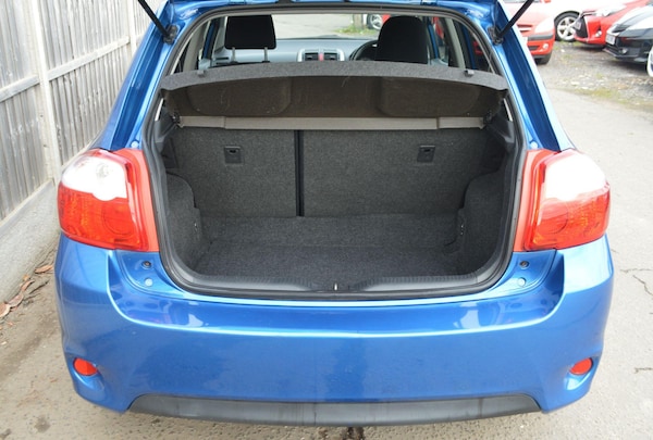 Used Toyota Auris 2010 for sale - 76295666: Photo 12
