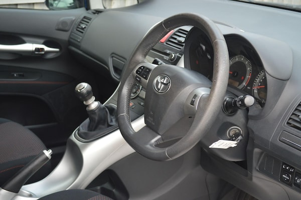 Used Toyota Auris 2010 for sale - 76295666: Photo 17