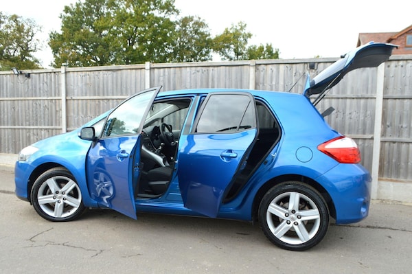 Used Toyota Auris 2010 for sale - 76295666: Photo 22