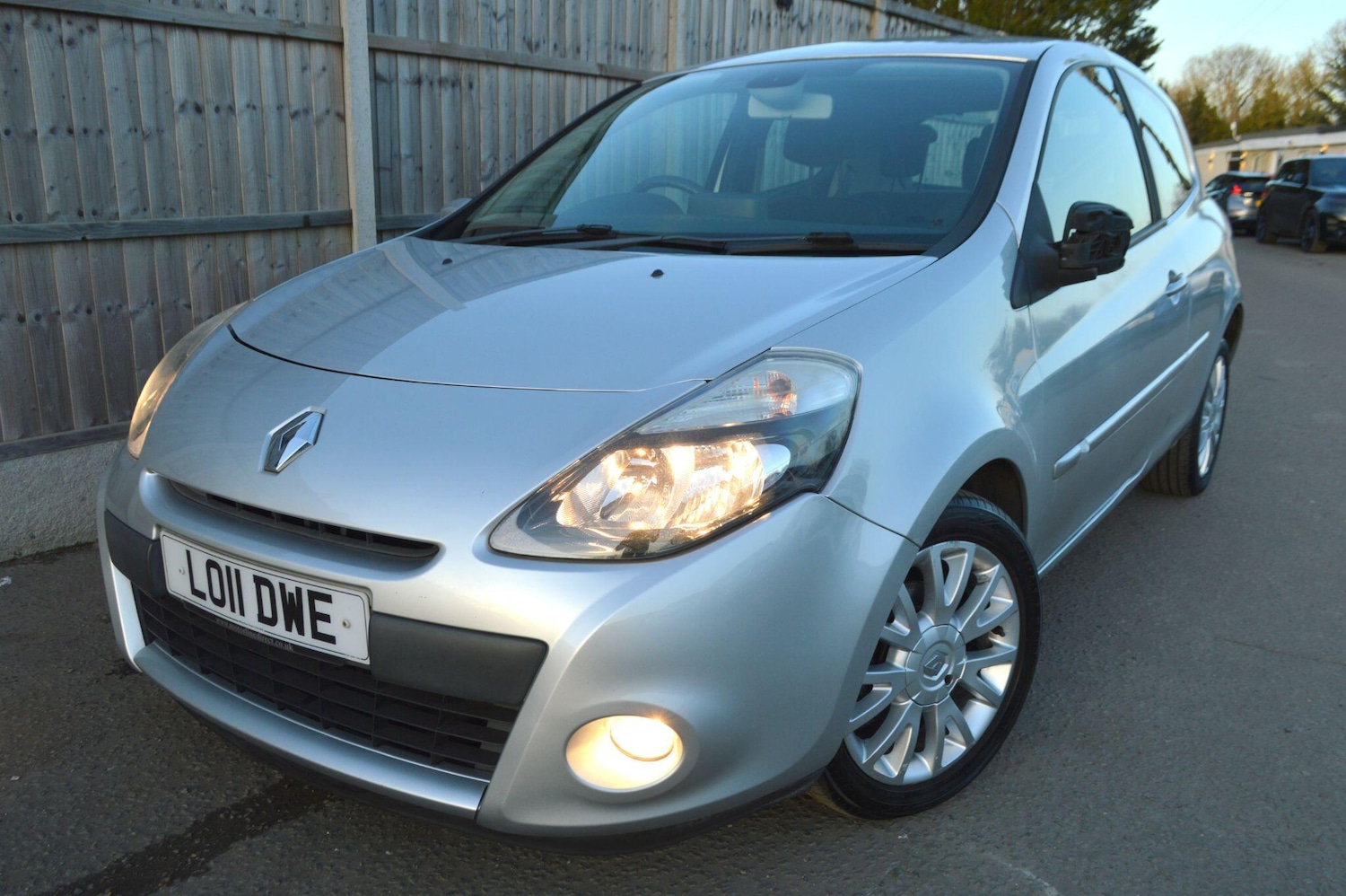 Used Renault Clio 2011 for sale - 77081409: Photo 23