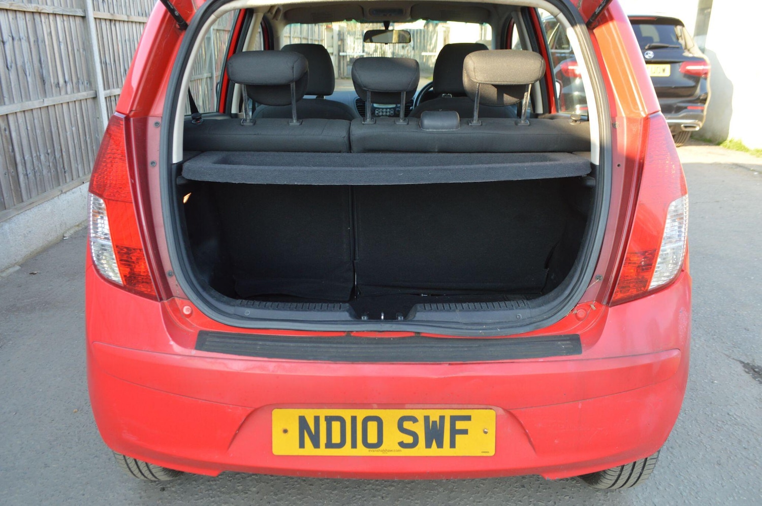 Used Hyundai i10 2010 for sale - 77957873: Photo 6