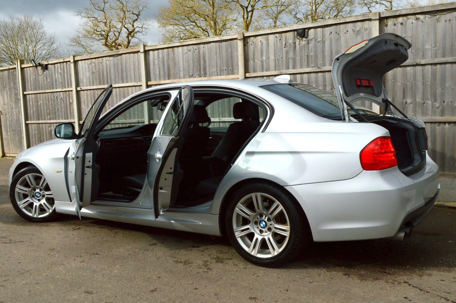 Used BMW 3 Series for sale - 77575307: Photo 24