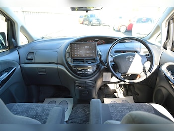 Used Toyota Estima for sale - 76200364: Photo 2