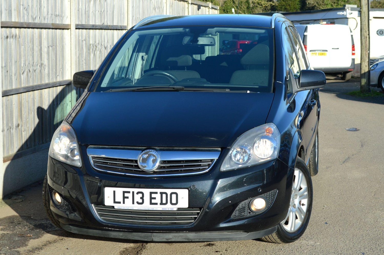 Used Vauxhall Zafira 2013 for sale - 77057645: Photo 3