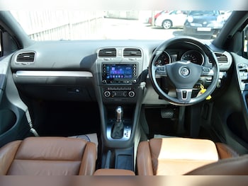Used Volkswagen Golf 2010 for sale - 75174294: Photo