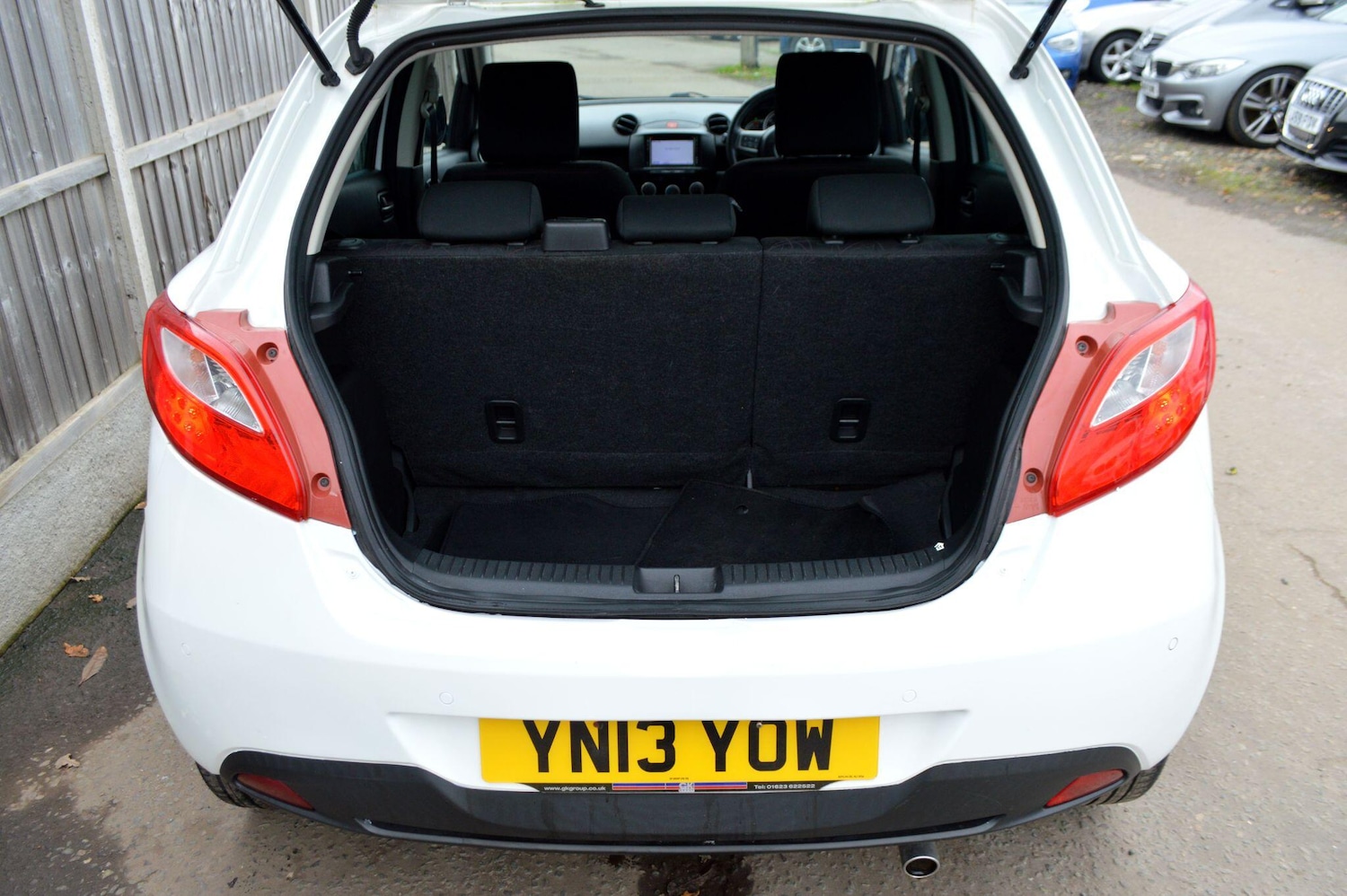 Used Mazda Mazda2 2013 for sale - 76952903: Photo 10