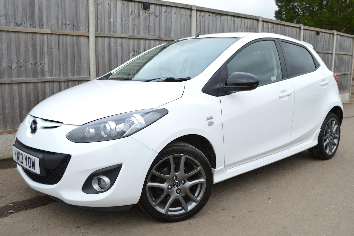 Used Mazda Mazda2 2013 for sale - 76952903: Photo 24