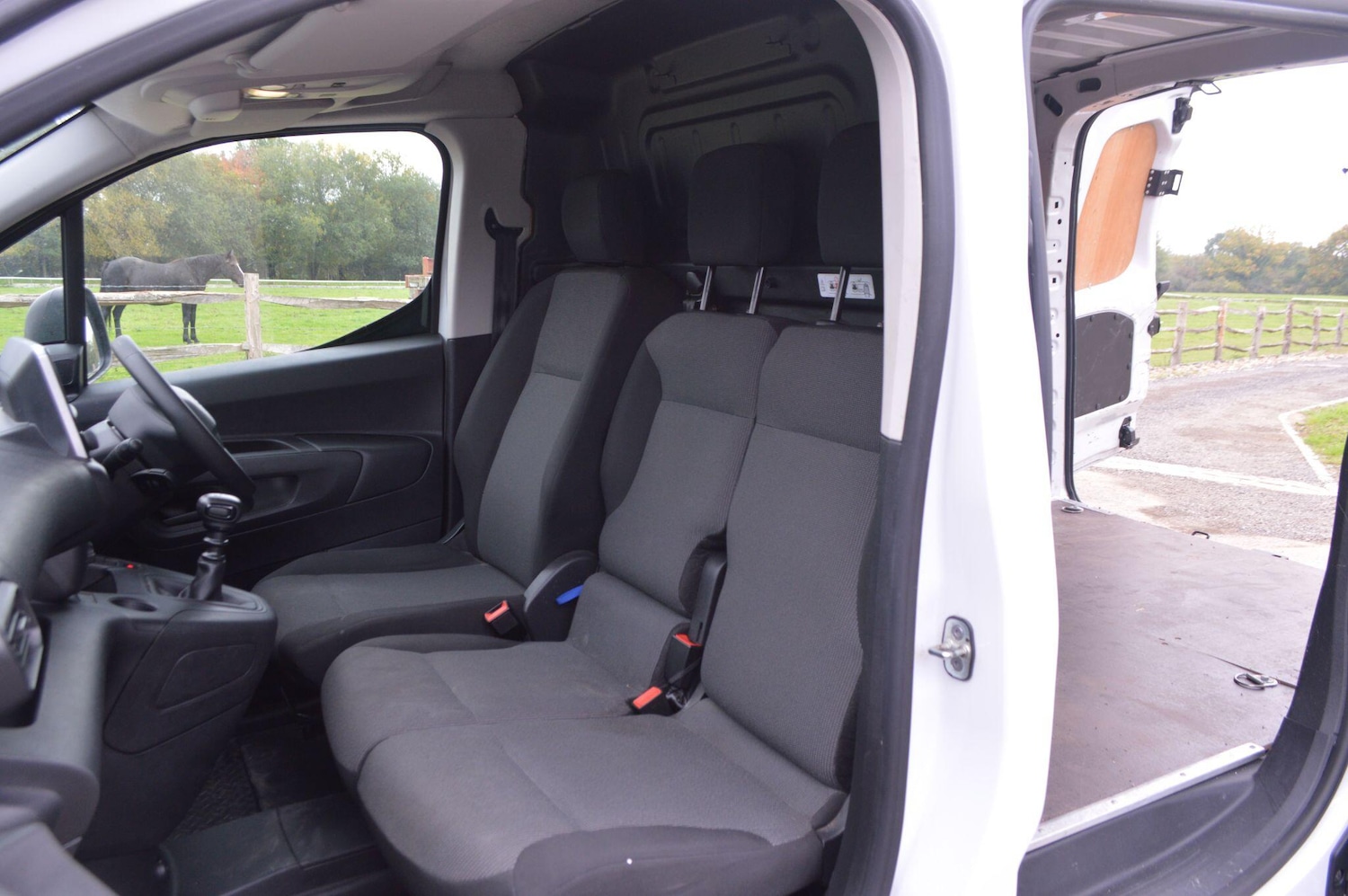 Used Peugeot Partner 2023 for sale - 77994348: Photo 15