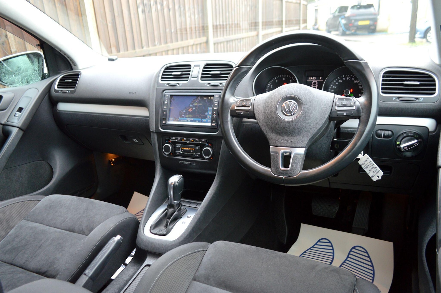 Used Volkswagen Golf for sale - 77469060: Photo 2