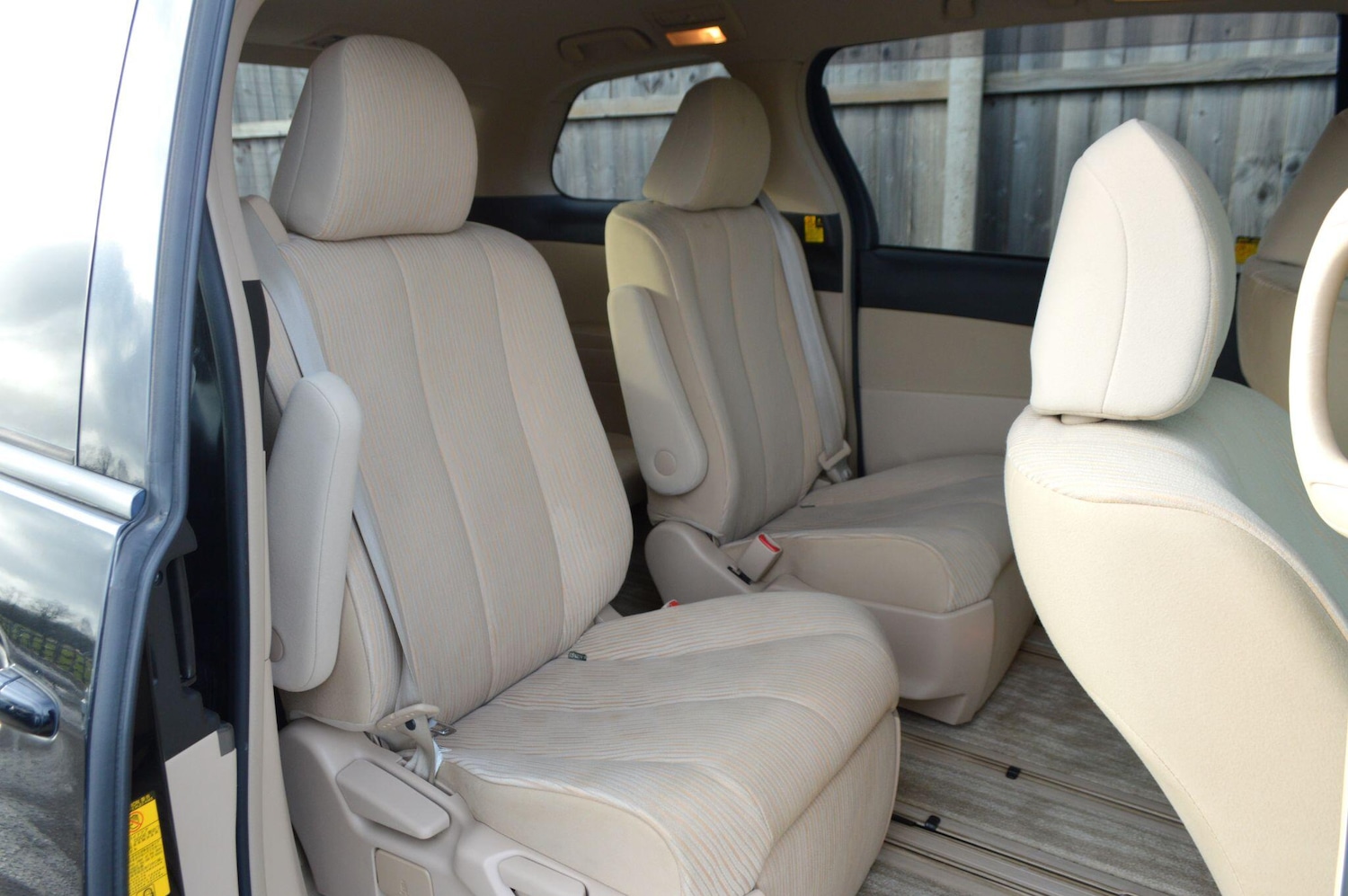 Used Toyota Estima 2026 for sale - 77387783: Photo 12