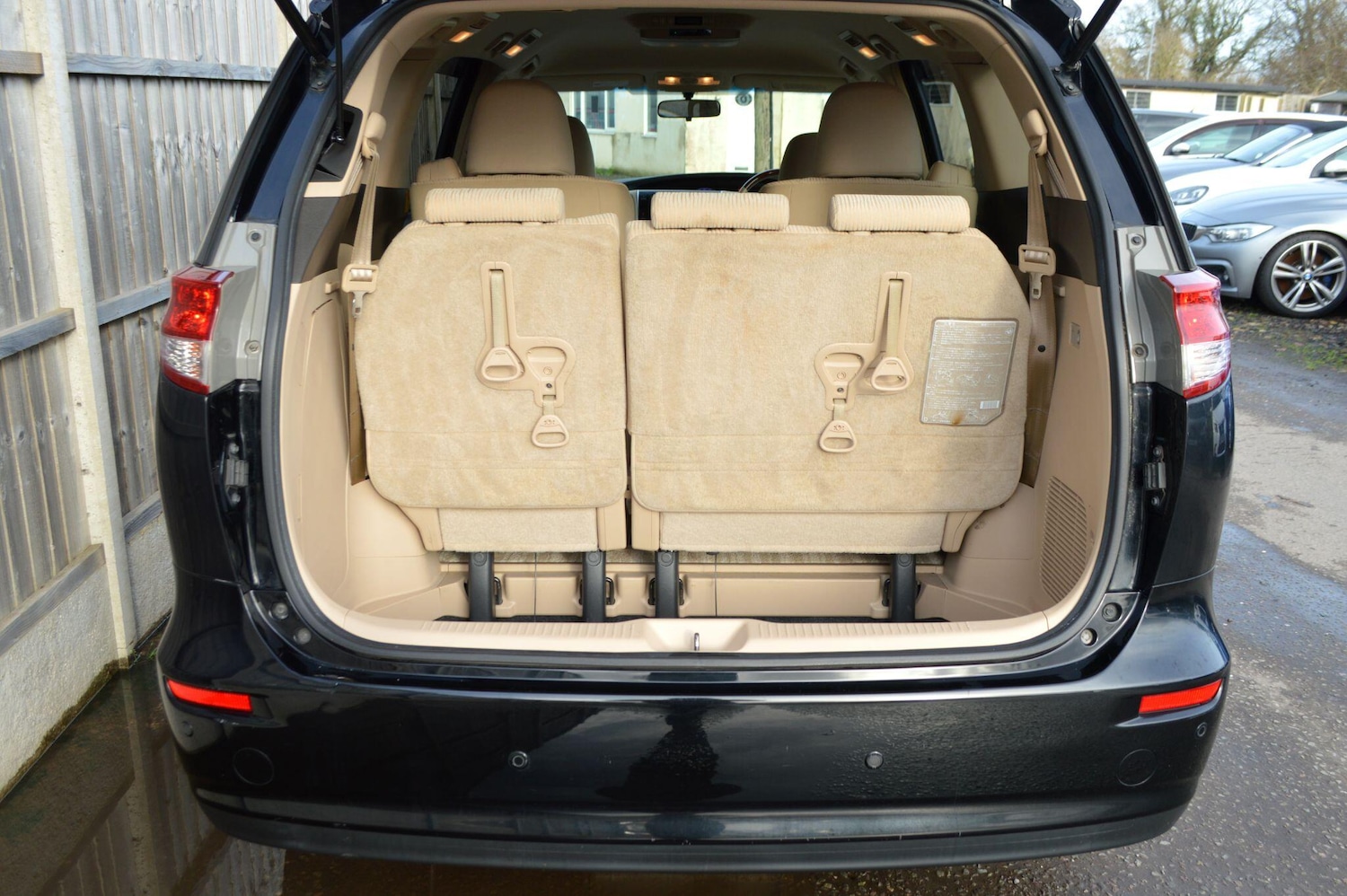 Used Toyota Estima 2026 for sale - 77387783: Photo 14