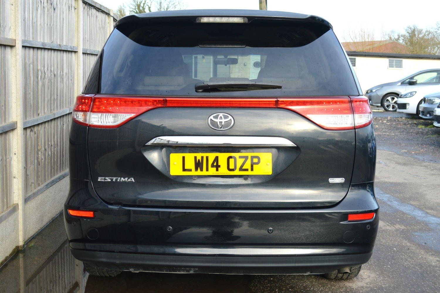 Used Toyota Estima 2026 for sale - 77387783: Photo 15