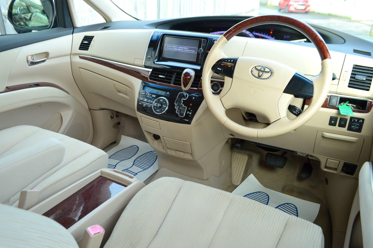 Used Toyota Estima 2026 for sale - 77387783: Photo 2