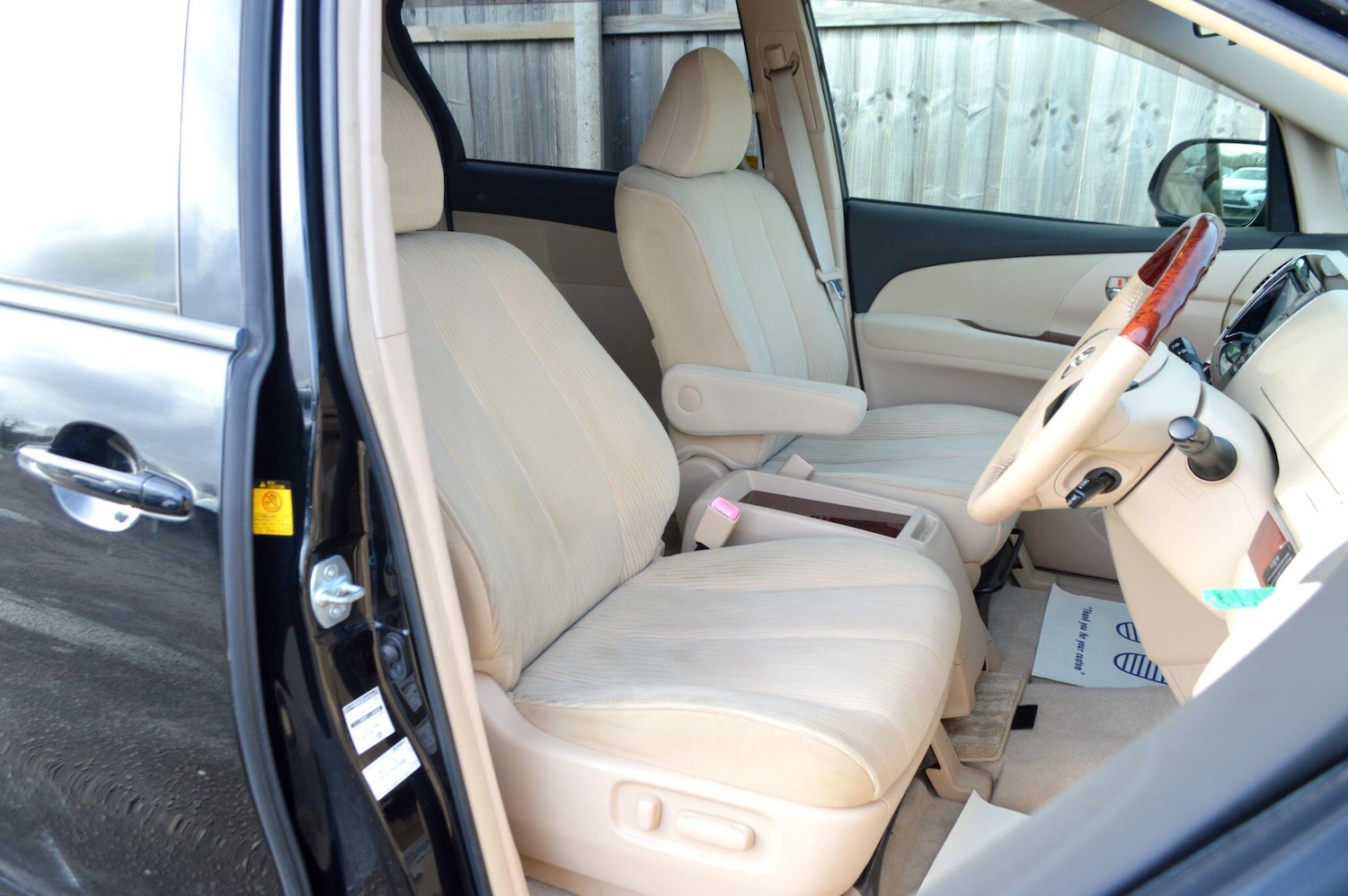 Used Toyota Estima 2026 for sale - 77387783: Photo 20