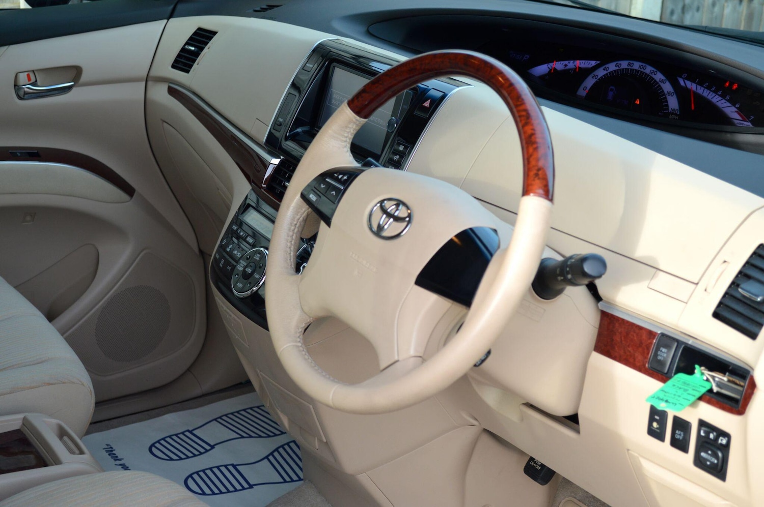 Used Toyota Estima 2026 for sale - 77387783: Photo 21