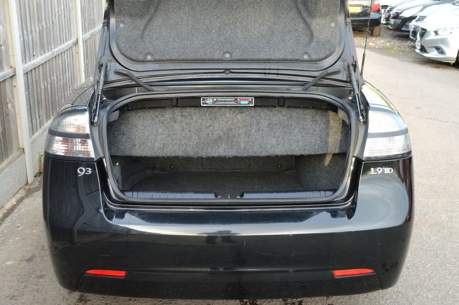 Used Saab 9-3 2008 for sale - 76499607: Photo 11