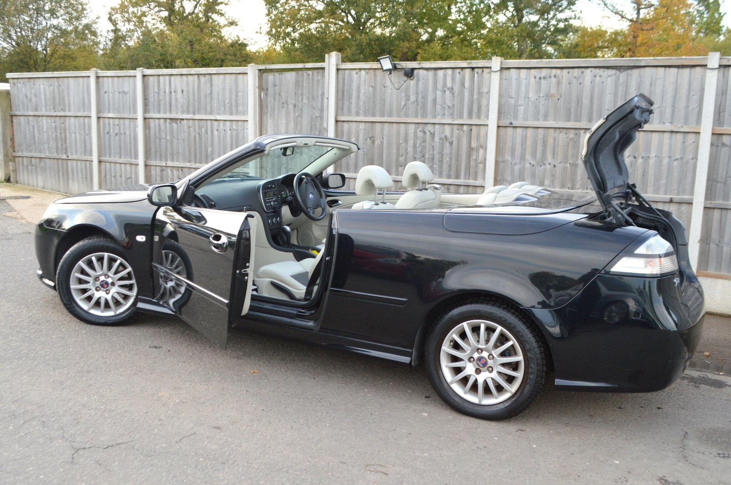 Used Saab 9-3 2008 for sale - 76499607: Photo 13