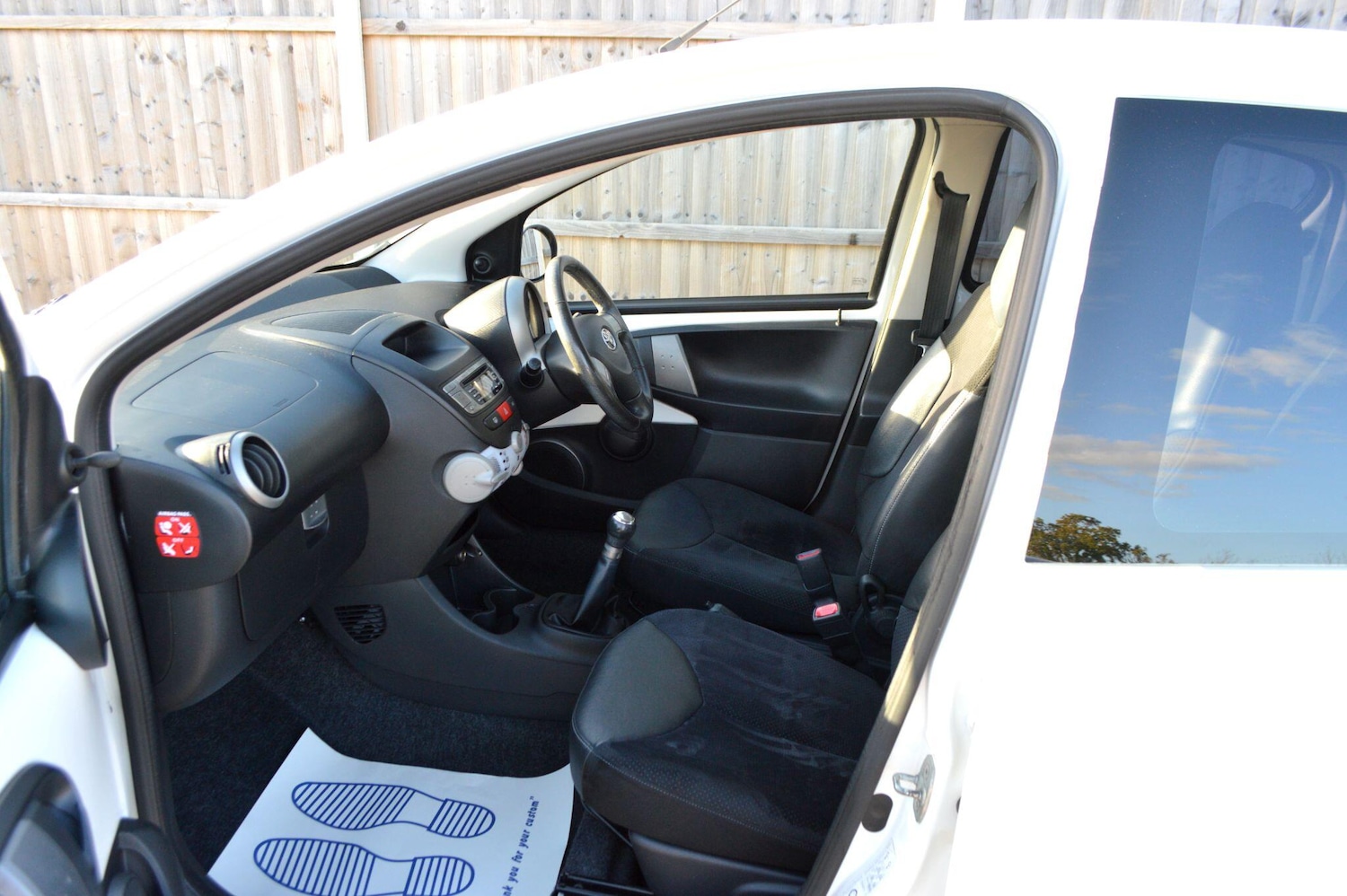 Used Toyota AYGO 2013 for sale - 76371475: Photo 15