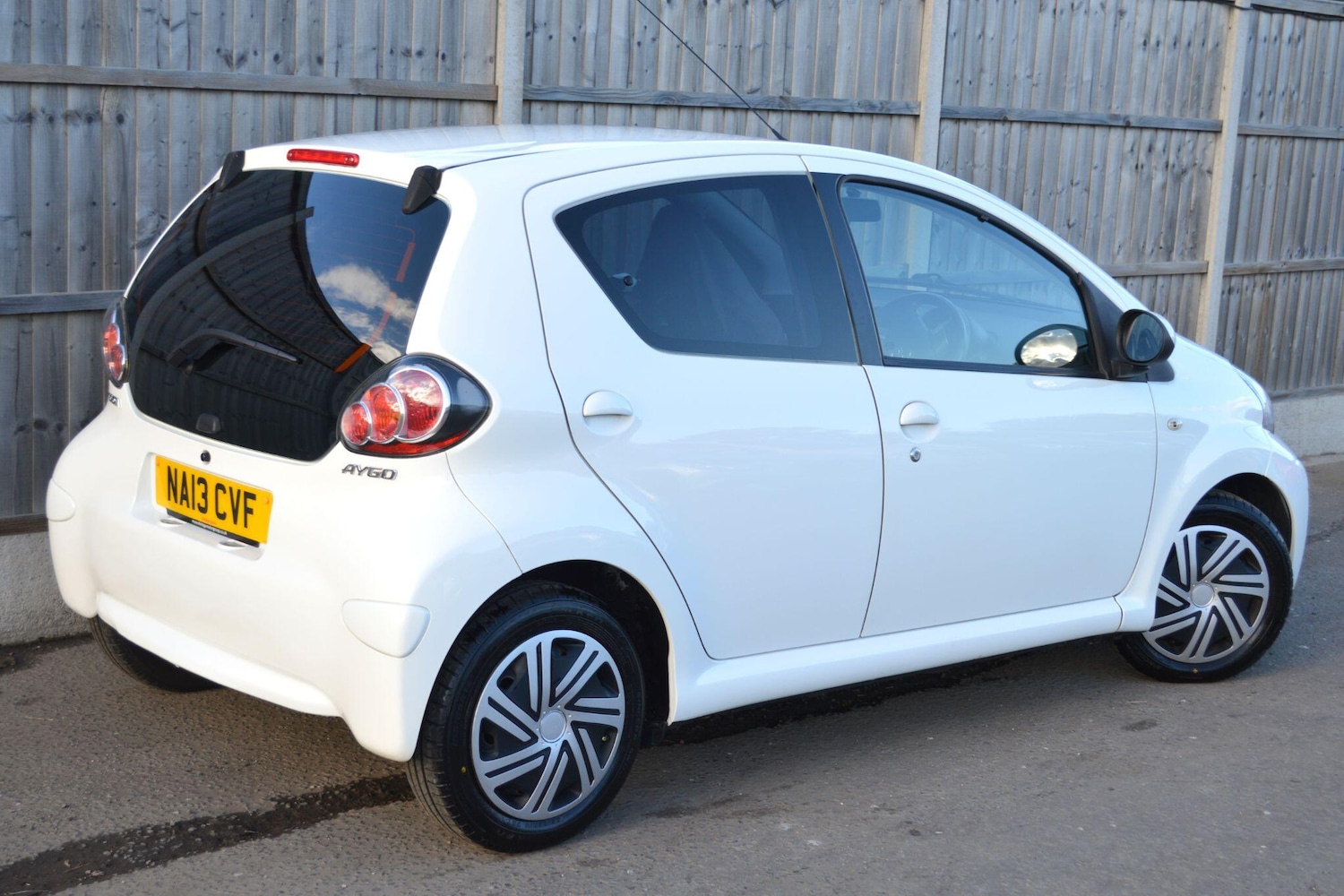 Used Toyota AYGO 2013 for sale - 76371475: Photo 20