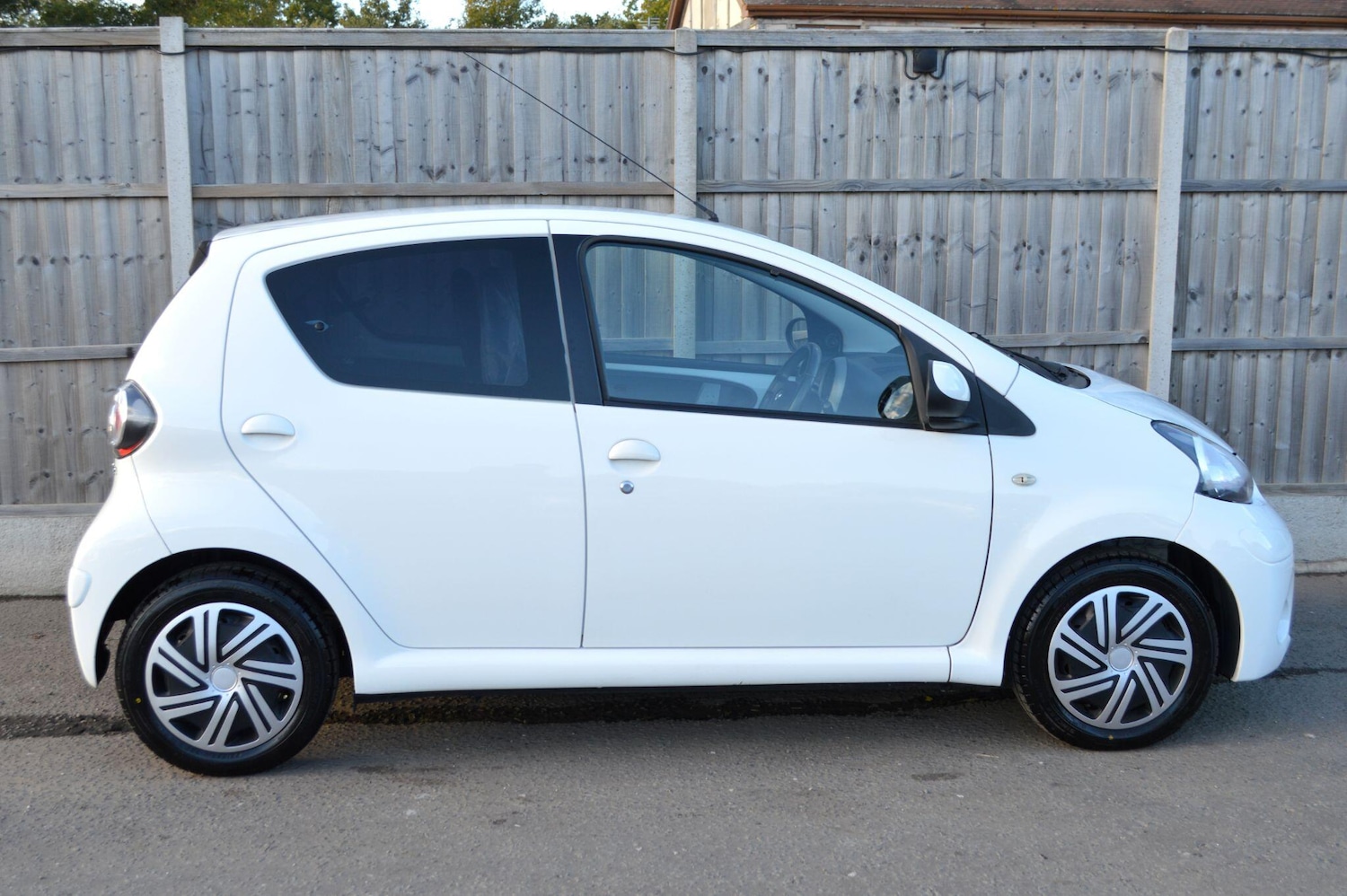 Used Toyota AYGO 2013 for sale - 76371475: Photo 22