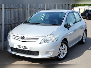 Used Toyota Auris 2011 for sale - 78685000: Photo