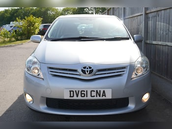 Used Toyota Auris 2011 for sale - 78685000: Photo