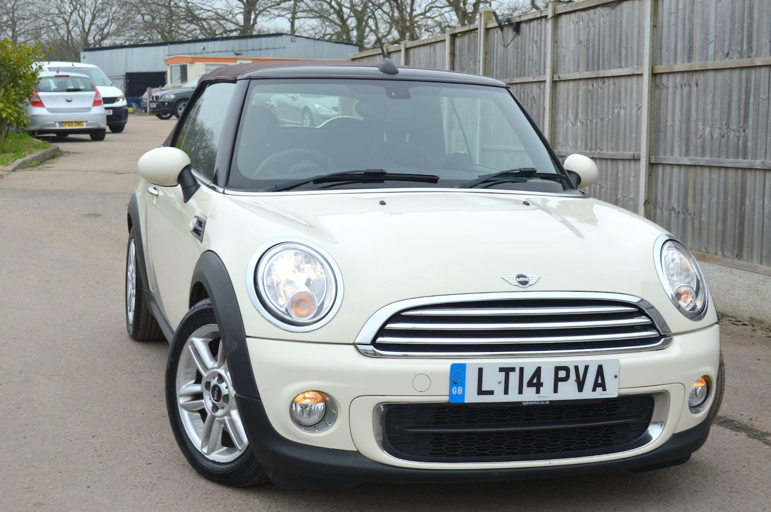 Used MINI Convertible 2014 for sale - 77784778: Photo 36