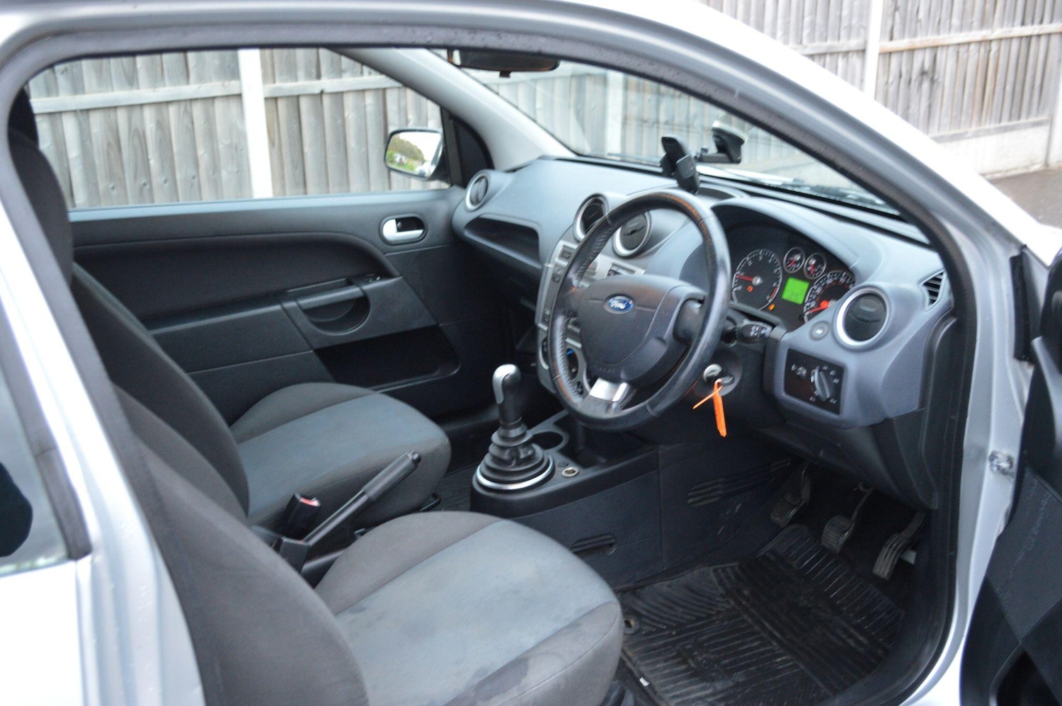Used Ford Fiesta 2009 for sale - 76659423: Photo 9