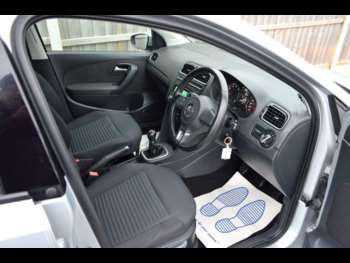 Used Volkswagen Polo 2014 for sale - 73225517: Photo