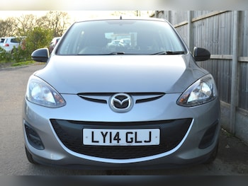 Used Mazda Mazda2 2014 for sale - 77683117: Photo