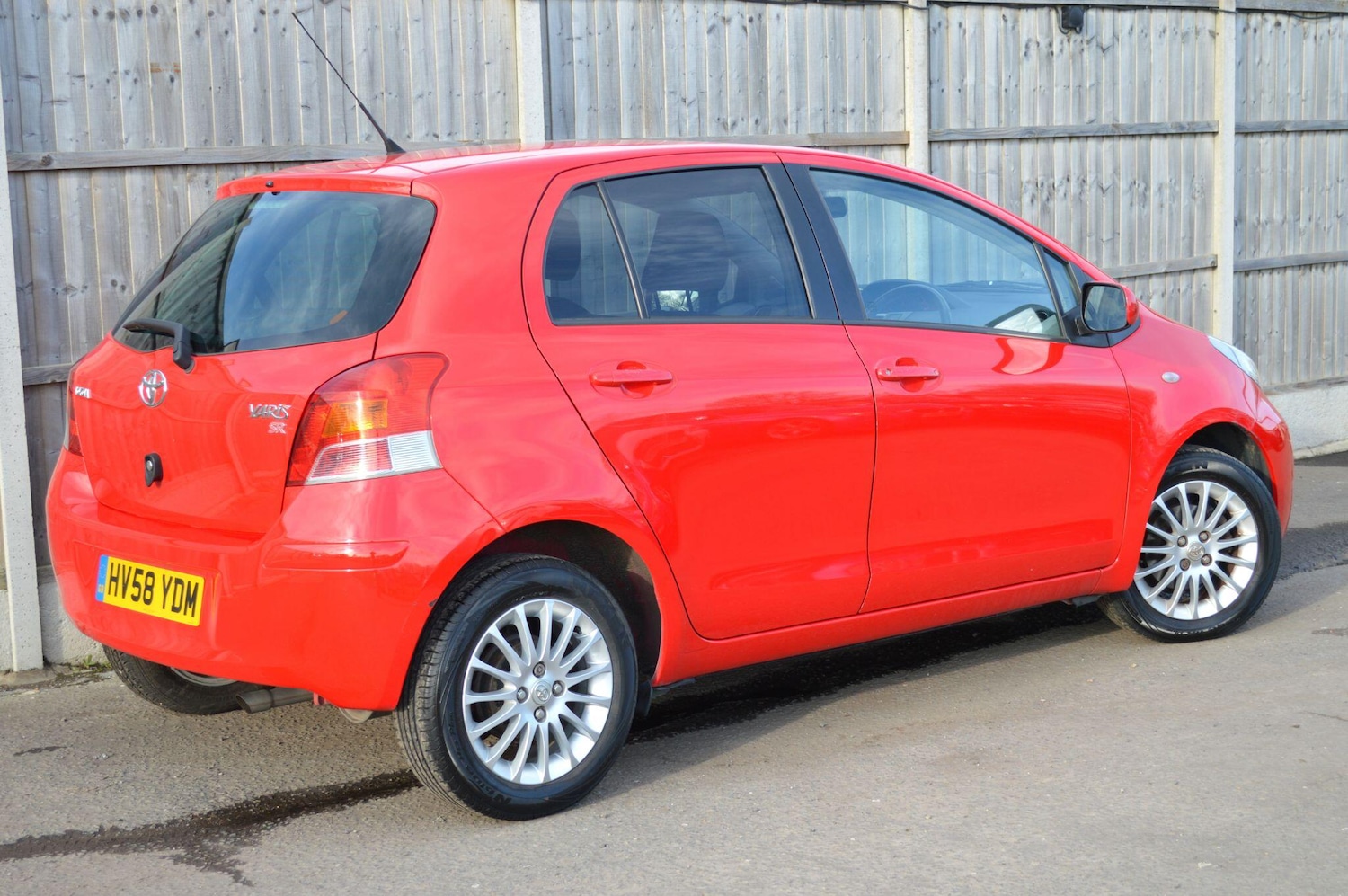Used Toyota Yaris for sale - 77314973: Photo 24